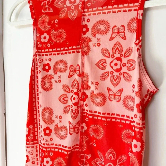 Lisa Says Gah Ariel Tank Top Shirt Sleeveless Bandana Sheer Print Pattern Red - Picture 6 of 8
